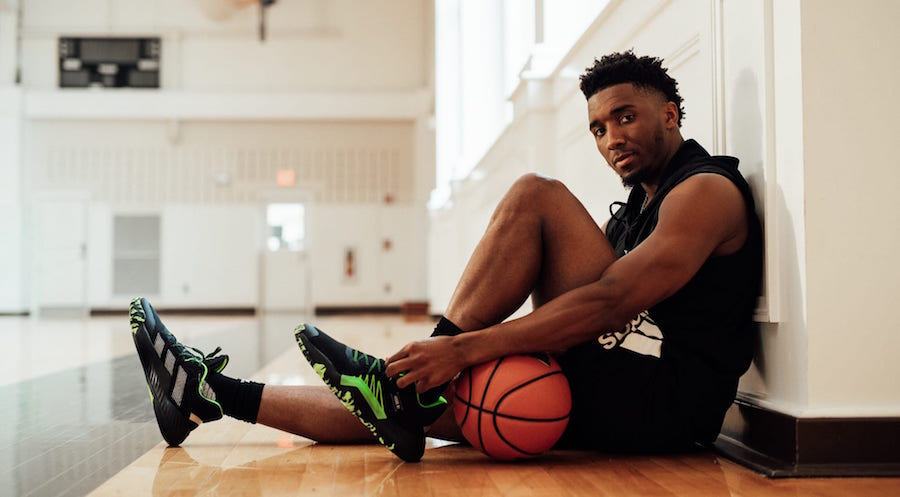 大四喜：姆巴佩vs奥林匹亚科斯个人集锦（姆巴佩上演大四喜：对阵奥林匹亚科斯个人精彩集锦）