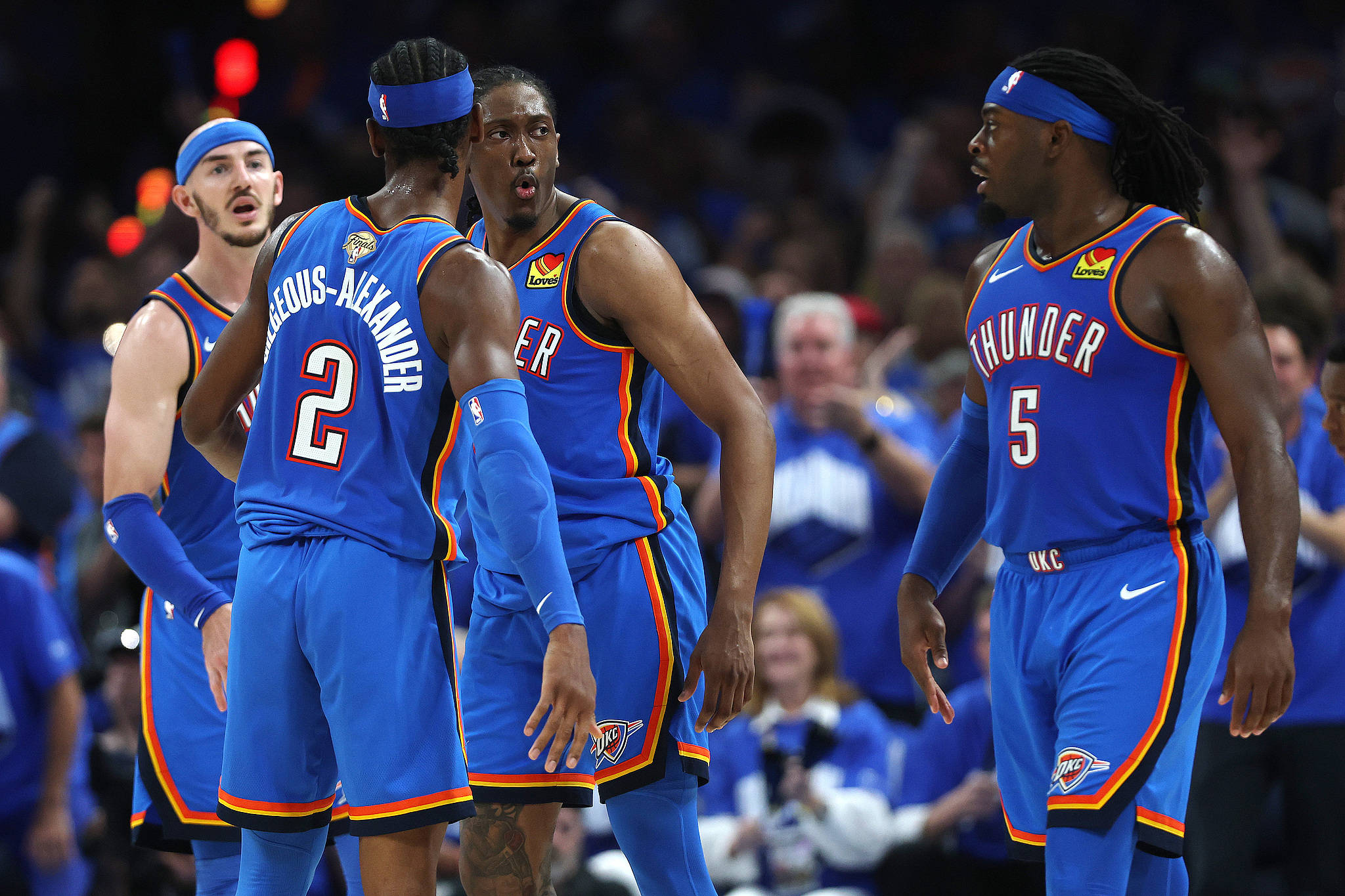 伊劳拉：喜欢带队在梦剧场比赛，现在的曼联比上赛季进步很大（伊劳拉：享受率队征战梦剧场，曼联较上季进步明显）