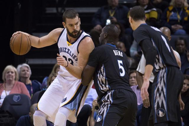 NBA战报：康宁汉姆29分8助，活塞138-135险胜热火（NBA快讯：康宁汉姆29分8助攻，活塞138-135力克热火）