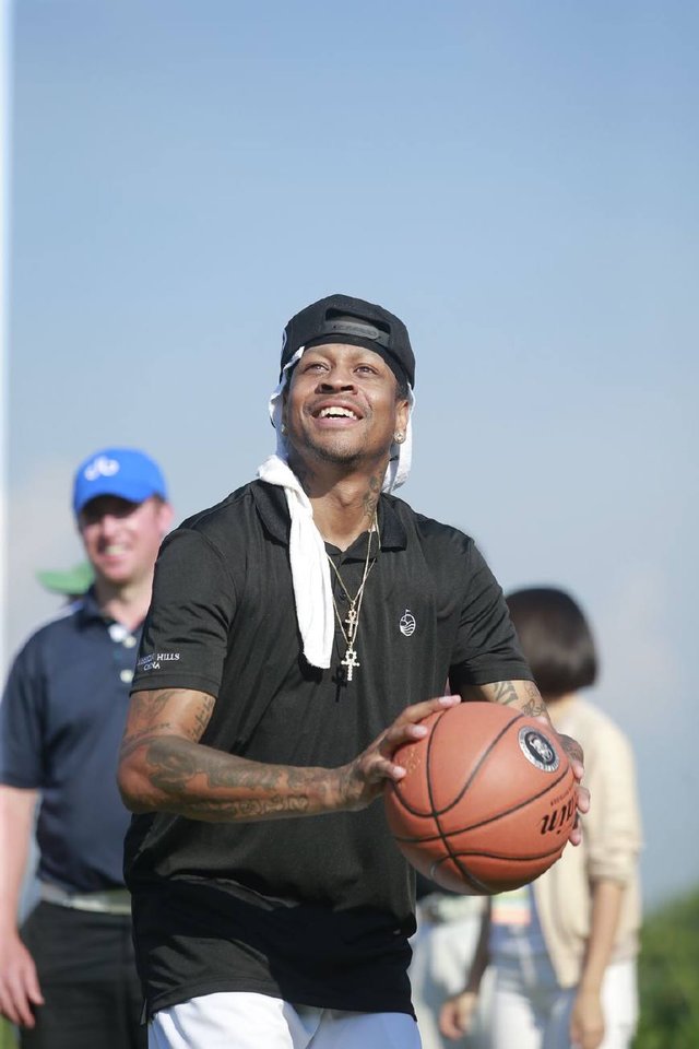 朱丽叶·比诺什称演员仅是传递情感的工具（朱丽叶·比诺什：演员只是情感的载体）