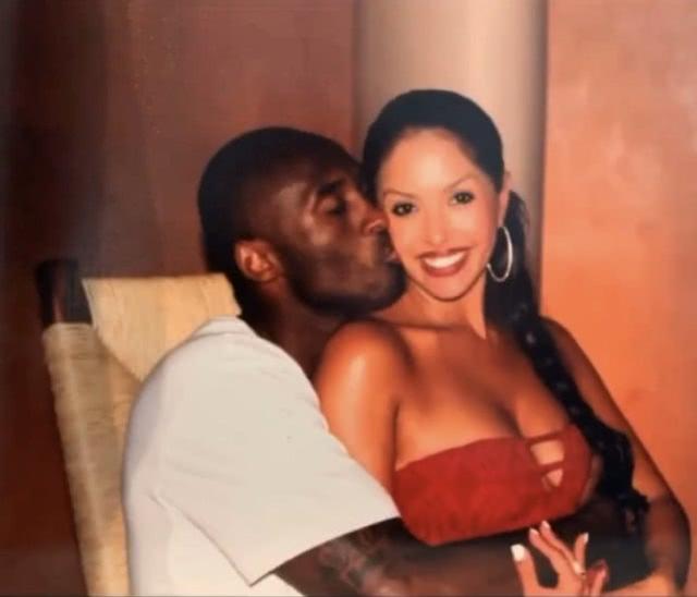 李磊：这赛季我们有争取双冠的机会，但很可惜没有拿到（李磊：本季原有望冲击双冠，最终未能如愿）