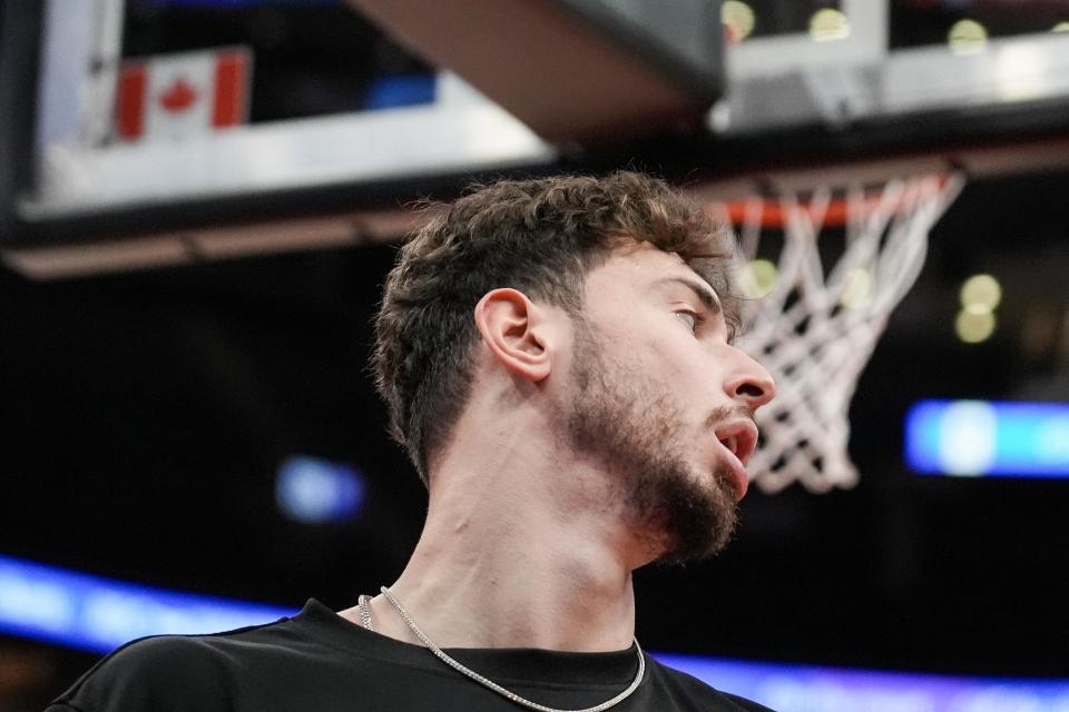 早报：皇马主场翻车，那不勒斯登意甲榜首（晨报：皇马主场失利，那不勒斯领跑意甲）