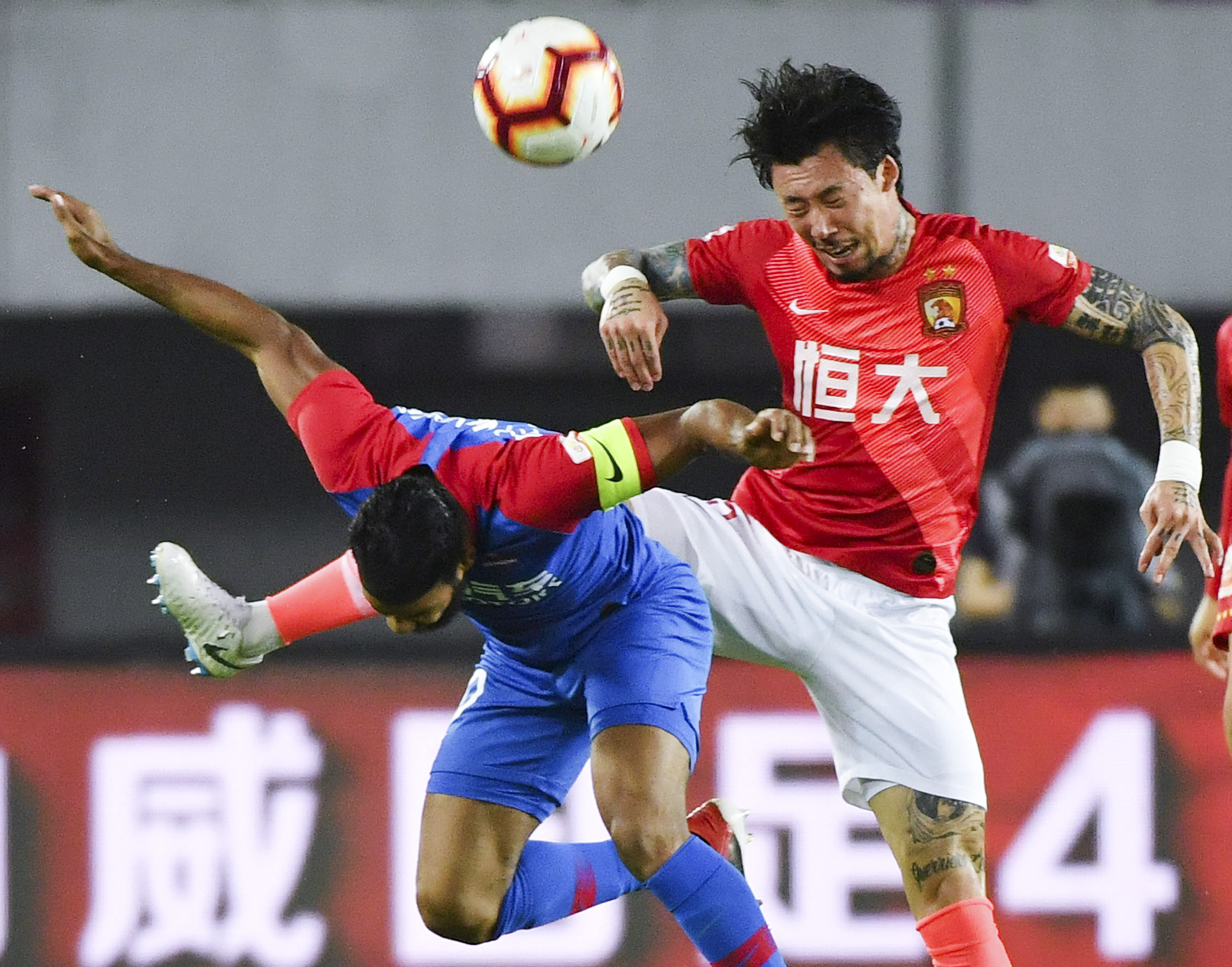 罗马诺：拜仁后卫博埃近期再次被推荐给尤文（罗马诺称：拜仁后卫博埃近日再度被推荐至尤文图斯）