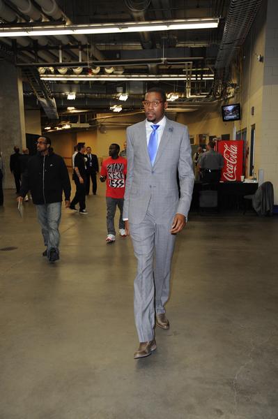 老鹰战活塞伤病：波尔津吉斯、杨、克林特曼等9人缺席（老鹰VS活塞伤情更新：波尔津吉斯、特雷-杨、克林特曼等9人将缺席）